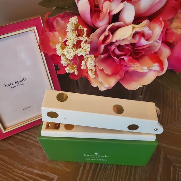 Kate Spade Gold Dot Desk Set NWT - Picture 4 of 8
